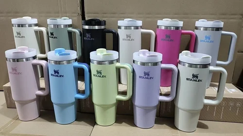 Stanley Tumbler Cup pallets