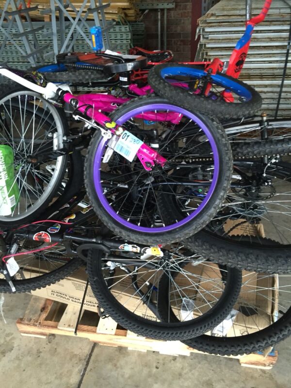 bicycles pallets